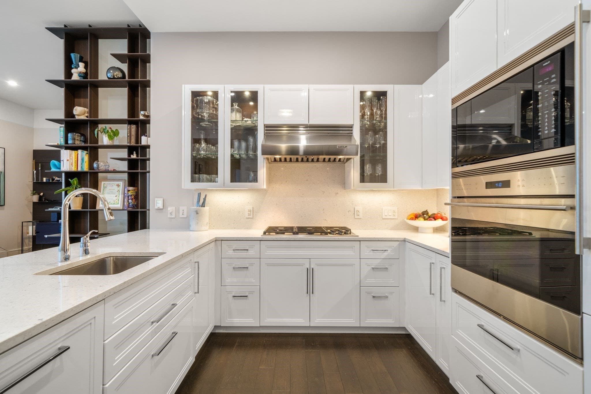 Condominium at 22 Liberty Dr, Boston MA 02210, photo 4 of 42