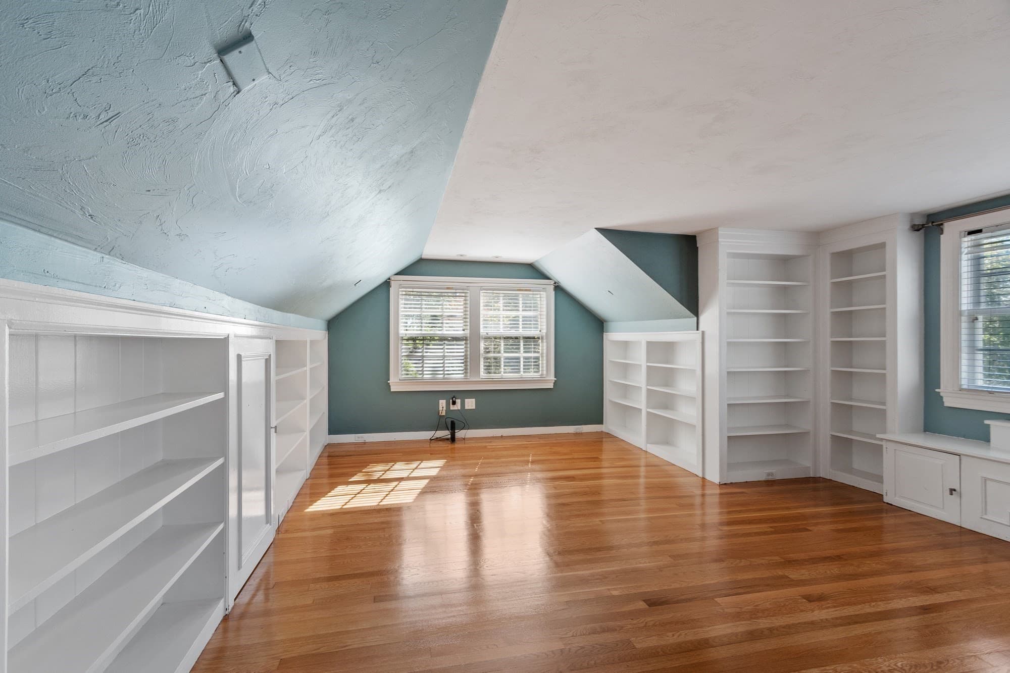 Single Family Residence at 6 Prentiss Lane, Belmont MA 02478, photo 27 of 38