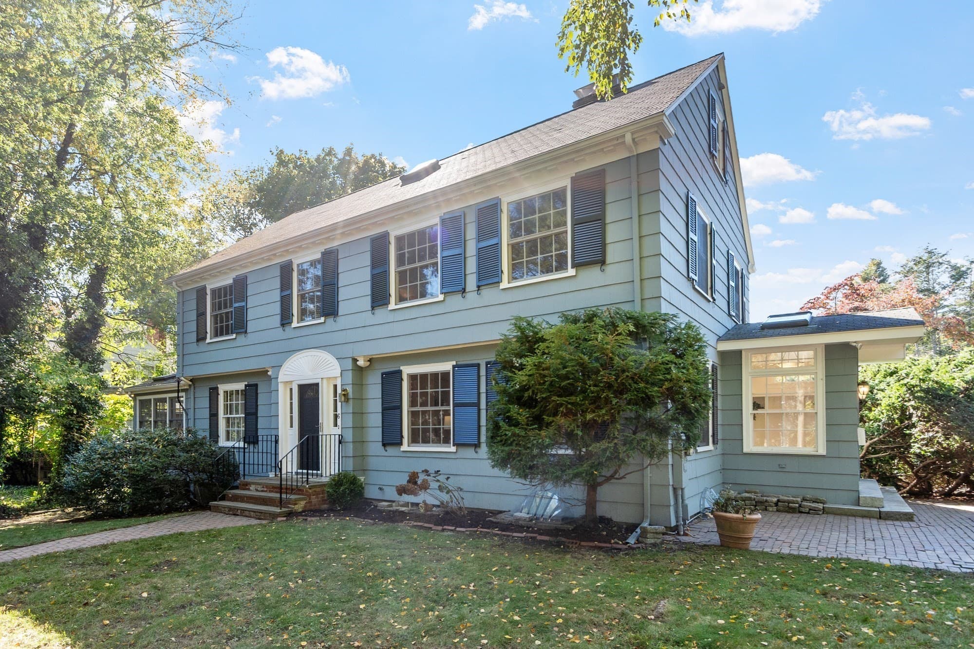 Single Family Residence at 6 Prentiss Lane, Belmont MA 02478, photo 2 of 38