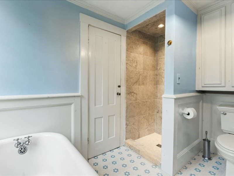 Single Family Residence at 1015 Hortonville Rd, Swansea MA 02777, photo 12 of 29