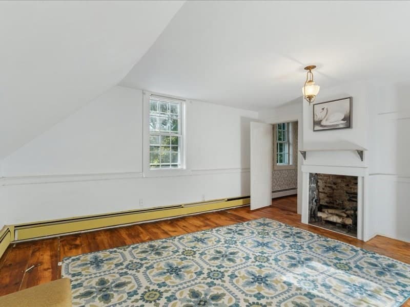 Single Family Residence at 1015 Hortonville Rd, Swansea MA 02777, photo 20 of 29