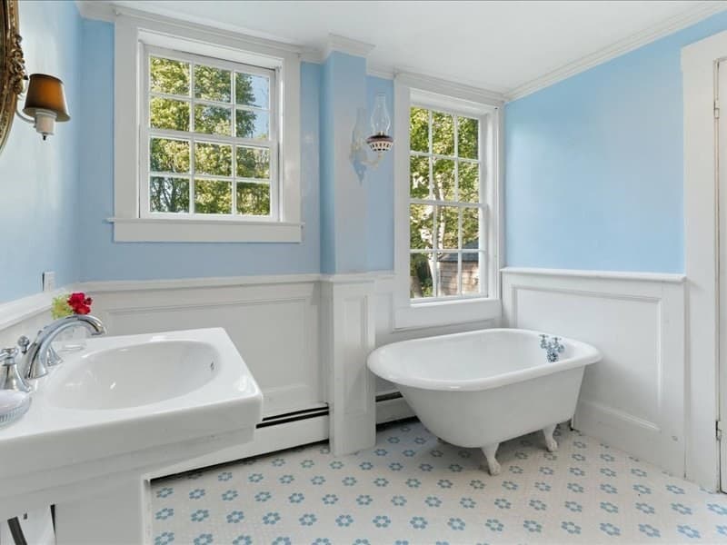 Single Family Residence at 1015 Hortonville Rd, Swansea MA 02777, photo 11 of 29