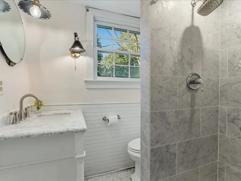 Single Family Residence at 1015 Hortonville Rd, Swansea MA 02777, photo 21 of 29