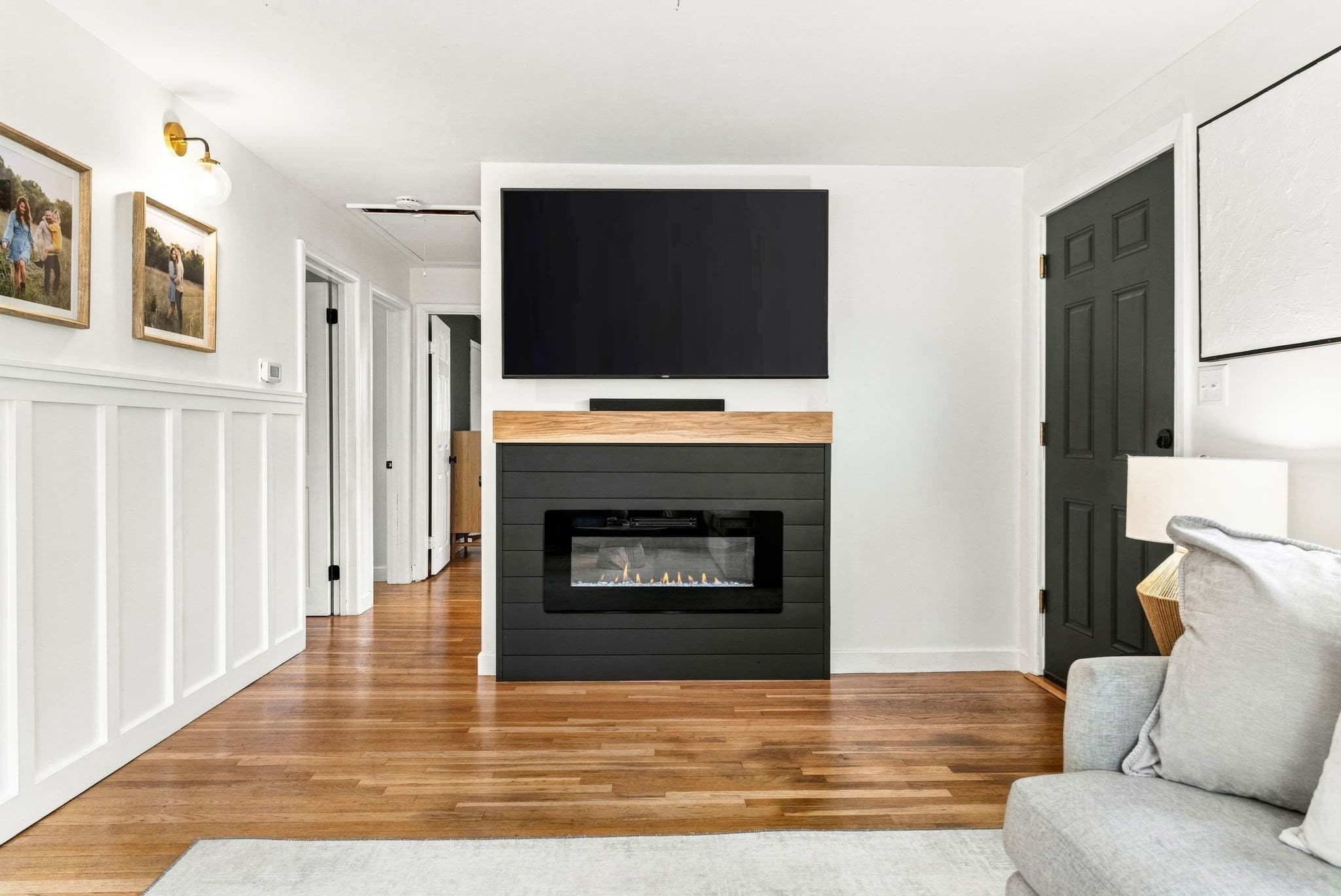 Single Family Residence at 24 Ellington Rd, Tewksbury MA 01876, photo 6 of 39