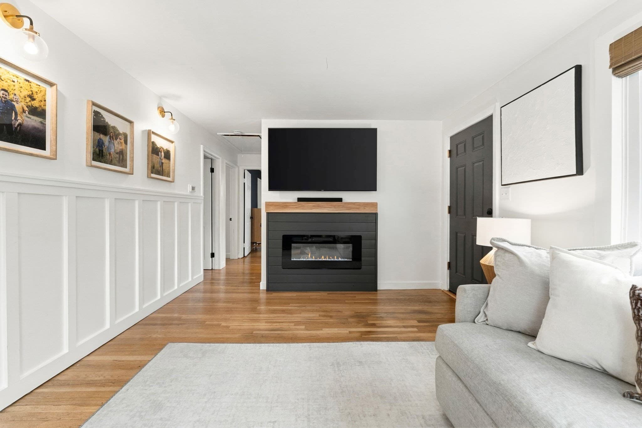 Single Family Residence at 24 Ellington Rd, Tewksbury MA 01876, photo 7 of 39