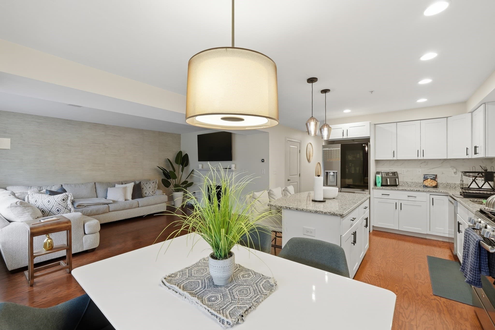 Condominium at 135 Ice House Landing # 135, Marlborough MA 01752, photo 11 of 33