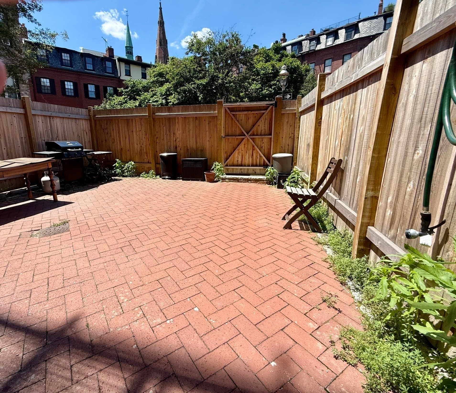 5-9 Family at 88 Charles, Boston MA 02114, photo 5 of 28