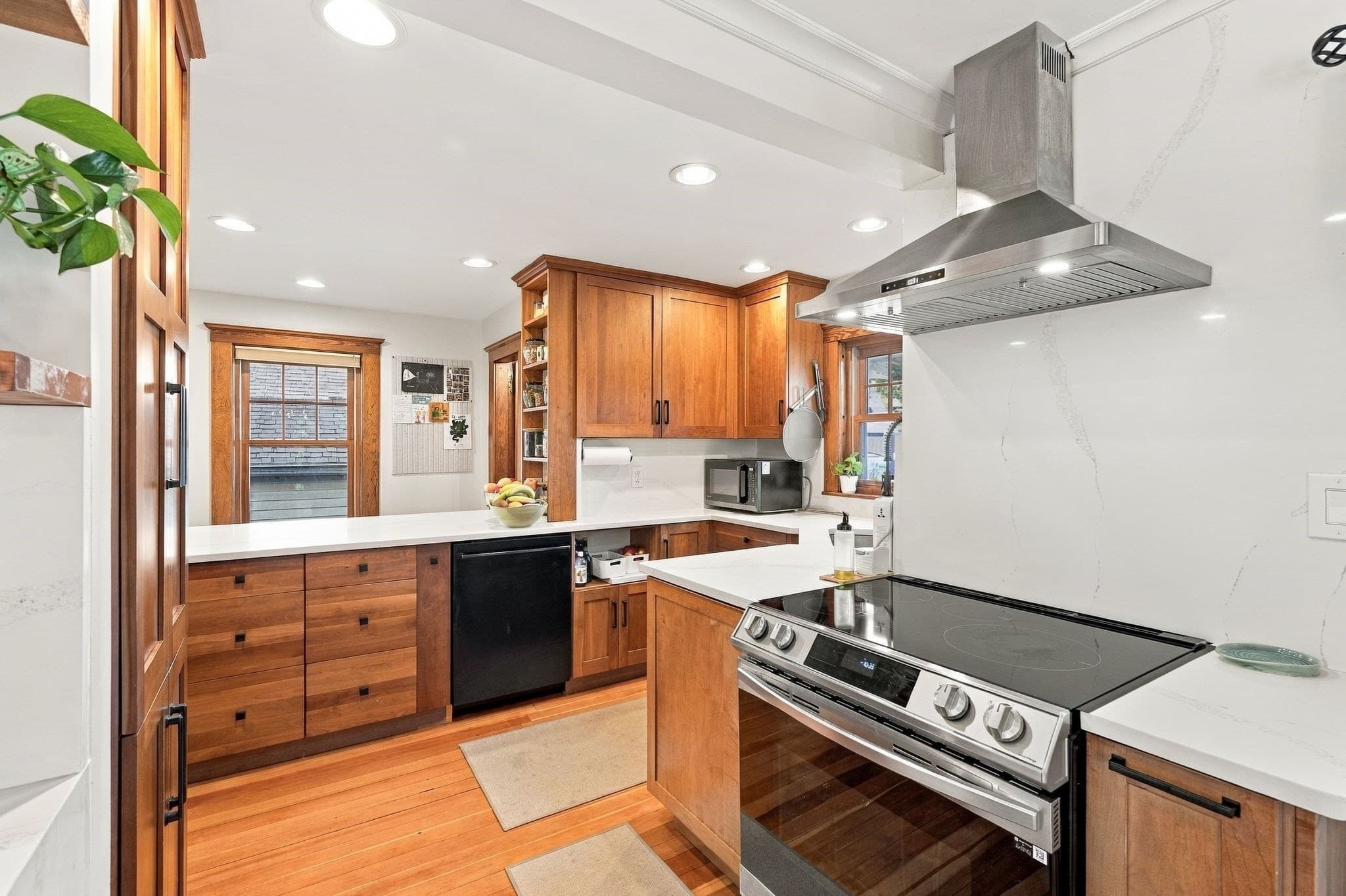 Single Family Residence at 25 Green Street, Marblehead MA 01945, photo 14 of 42