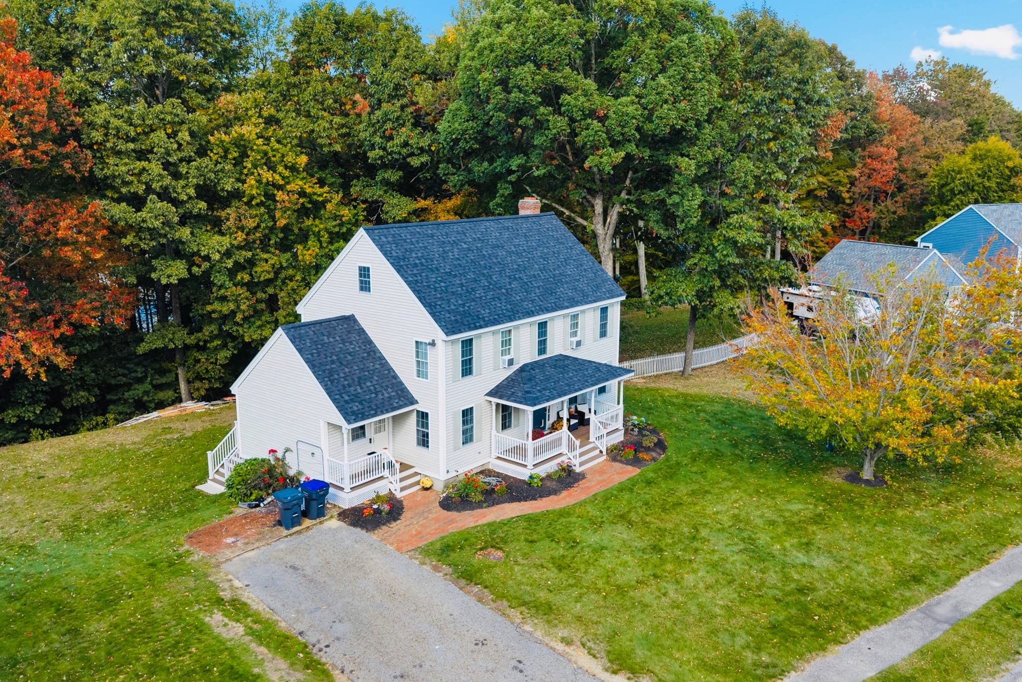 Single Family Residence at 11 Valley View Cir, Rutland MA 01543, photo 2 of 29