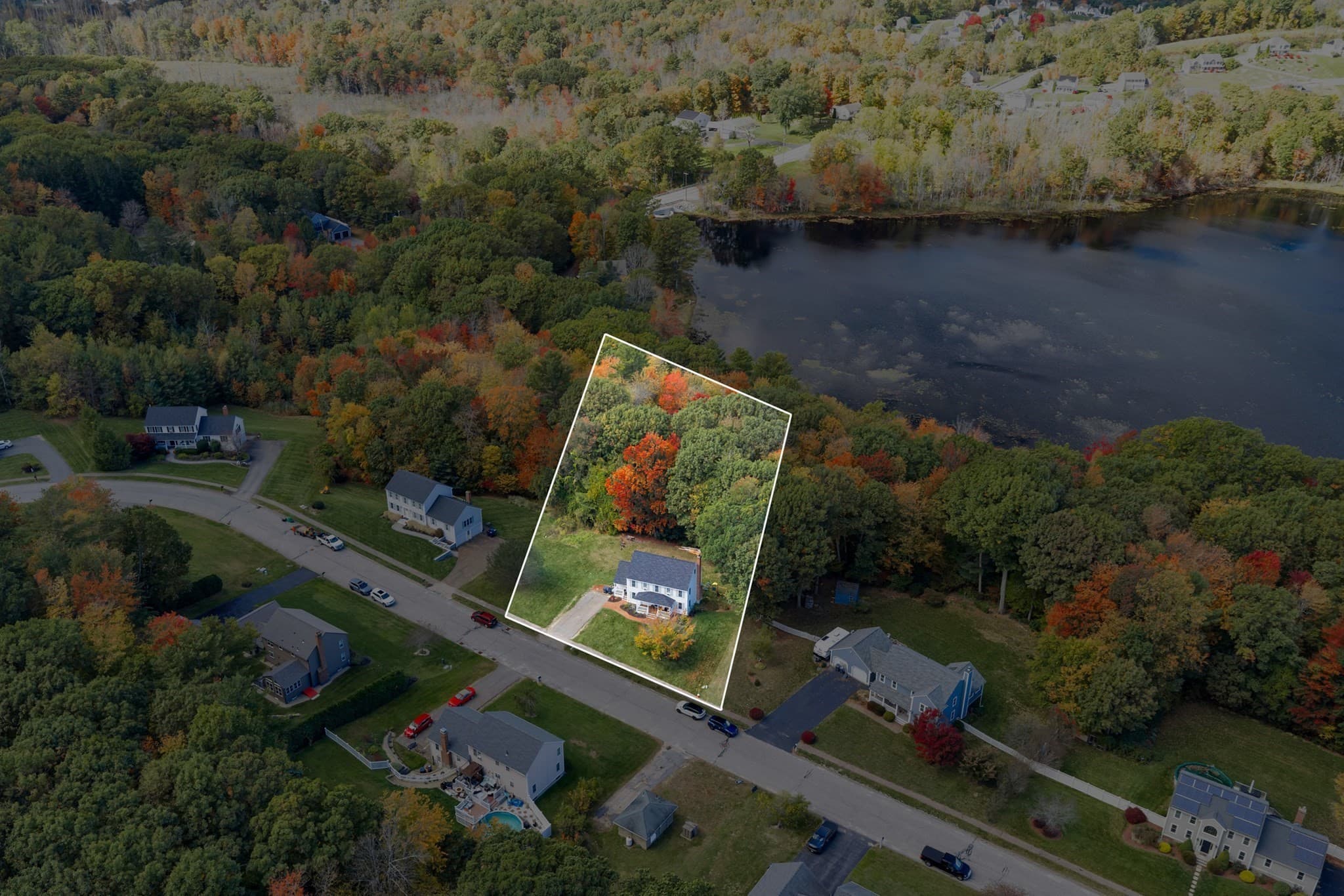Single Family Residence at 11 Valley View Cir, Rutland MA 01543, photo 9 of 29