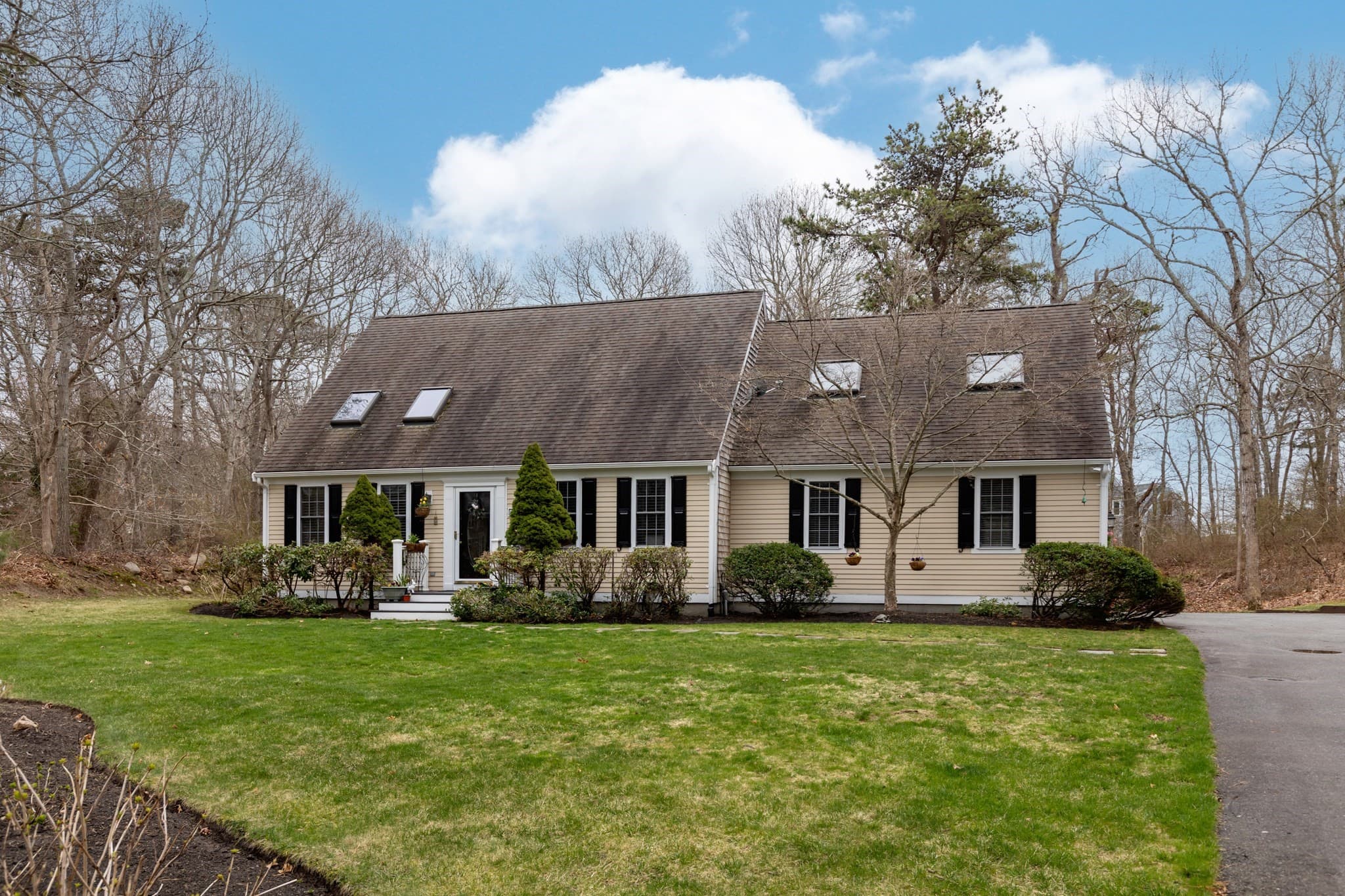 53 Desert Sands Ln, Yarmouth MA 02675