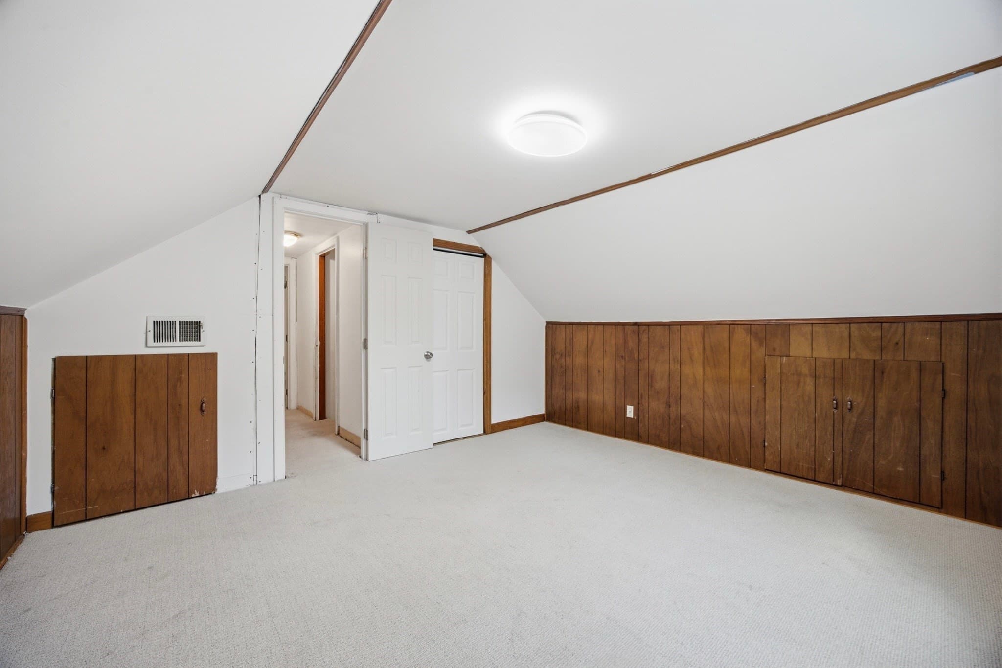 Single Family Residence at 405 W Pond St., Bridgewater MA 02324, photo 31 of 42