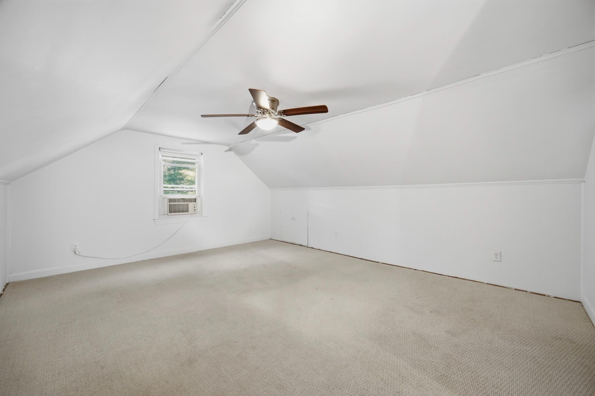 Single Family Residence at 405 W Pond St., Bridgewater MA 02324, photo 25 of 42