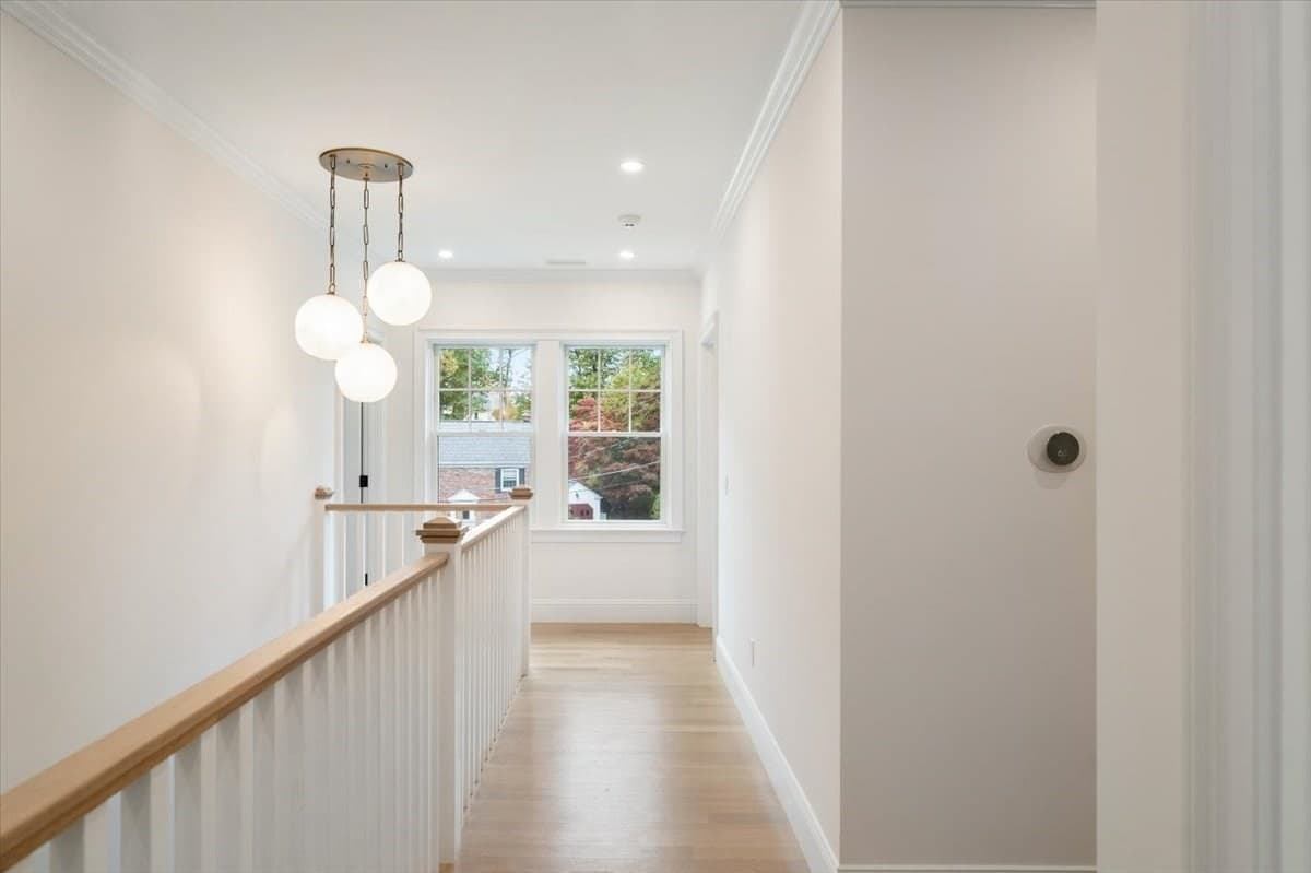 Single Family Residence at 15 Lafayette Cir, Wellesley MA 02482, photo 13 of 31