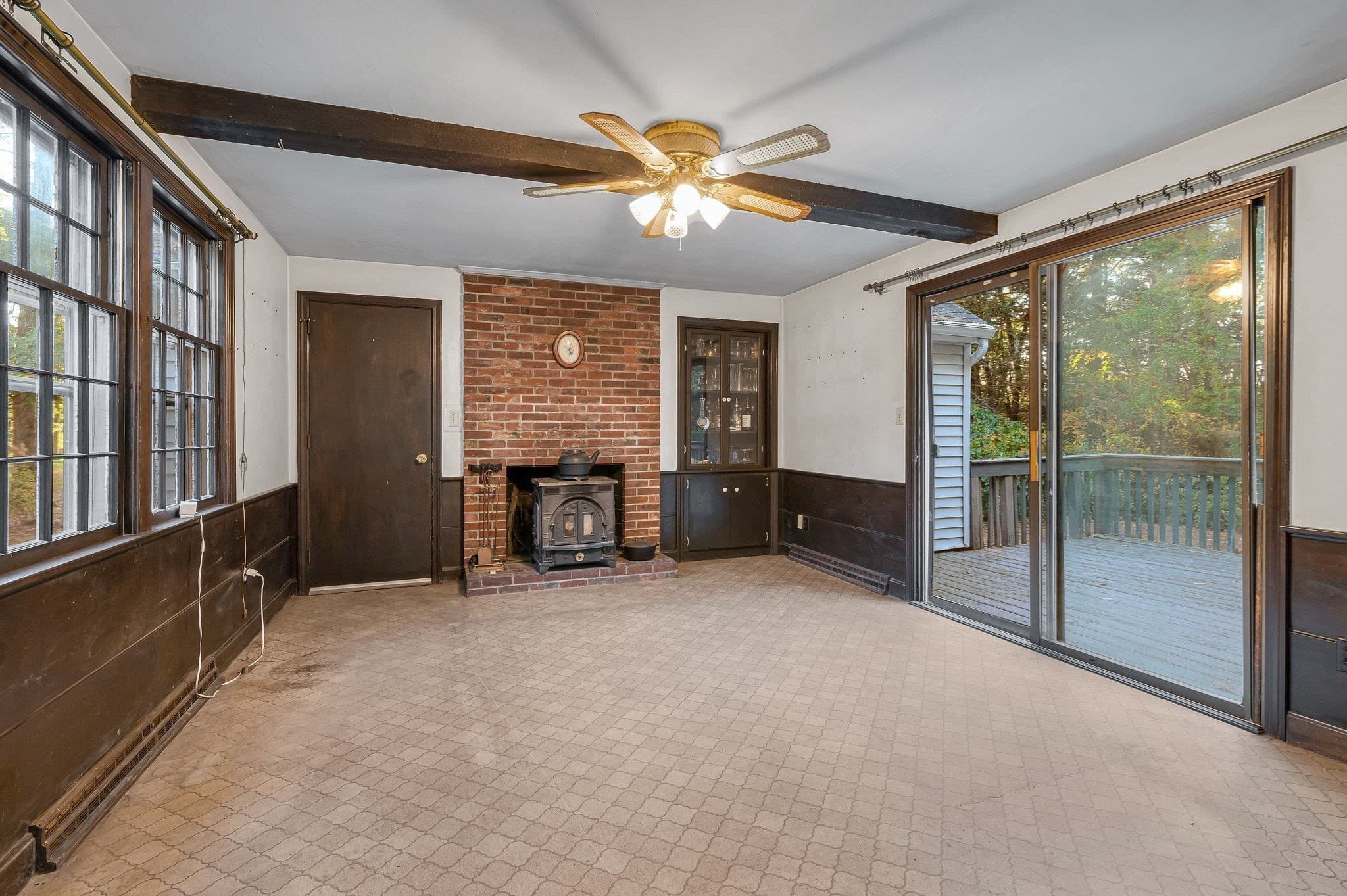 Single Family Residence at 15 Wagontrail Road, Chelmsford MA 01824, photo 8 of 40