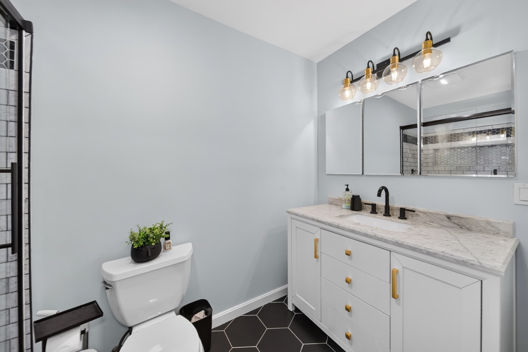 Condominium at 72 Cynthia Lane # 72, Amesbury MA 01913, photo 23 of 38