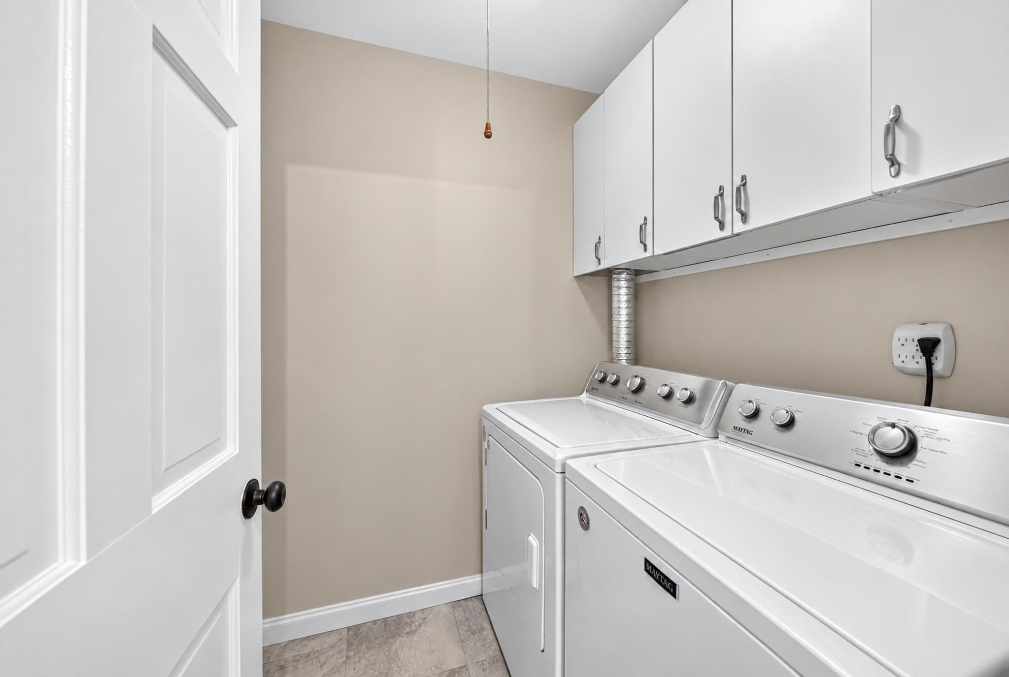 Condominium at 72 Cynthia Lane # 72, Amesbury MA 01913, photo 15 of 38