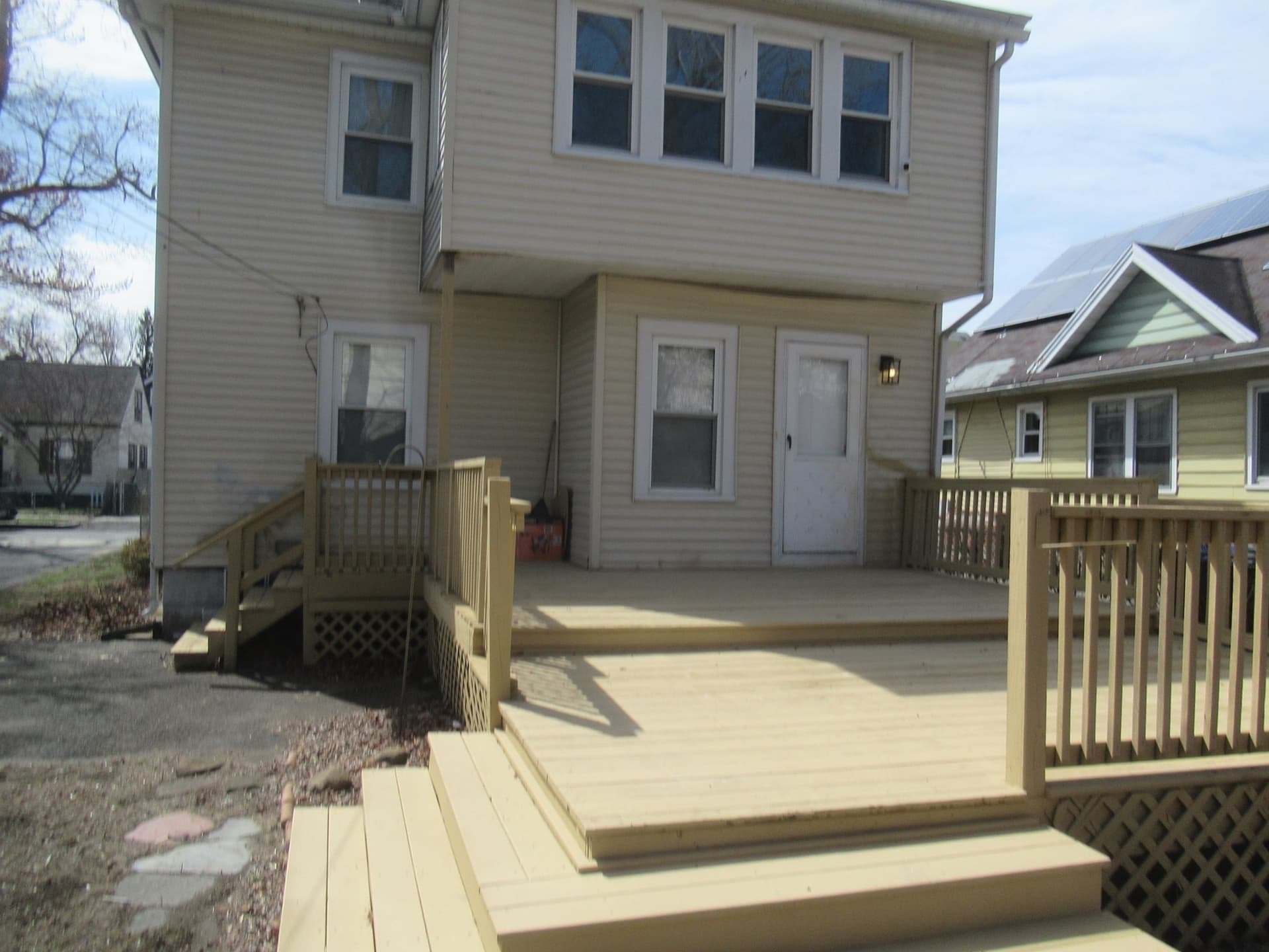 Single Family Residence at 61 Mooreland St, Springfield MA 01104, photo 3 of 29