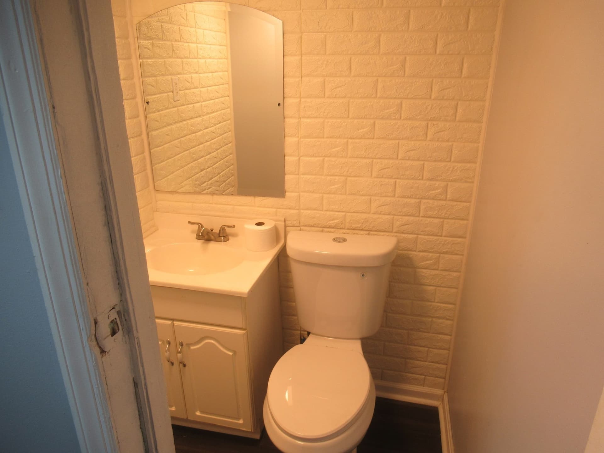 Single Family Residence at 61 Mooreland St, Springfield MA 01104, photo 25 of 29