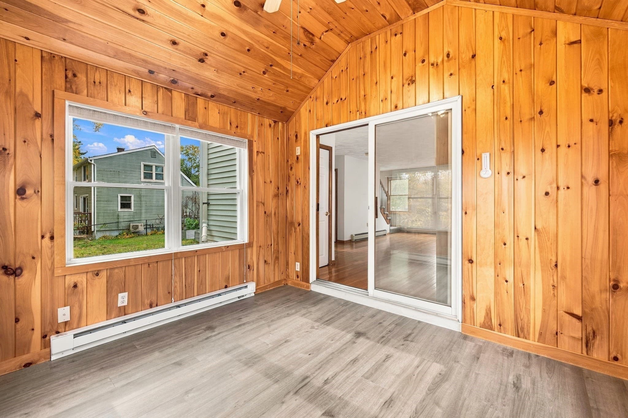Single Family Residence at 21 Bridle Rd, Billerica MA 01821, photo 16 of 36