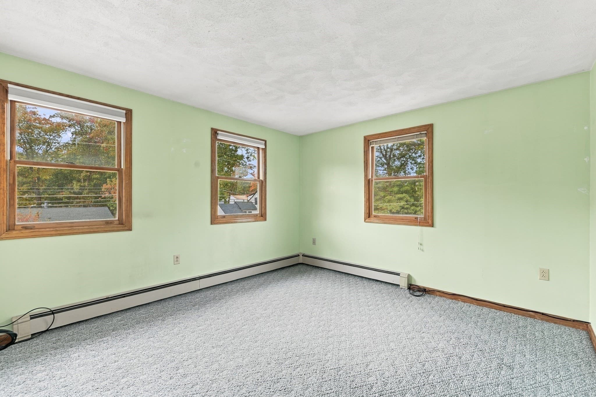 Single Family Residence at 21 Bridle Rd, Billerica MA 01821, photo 26 of 36