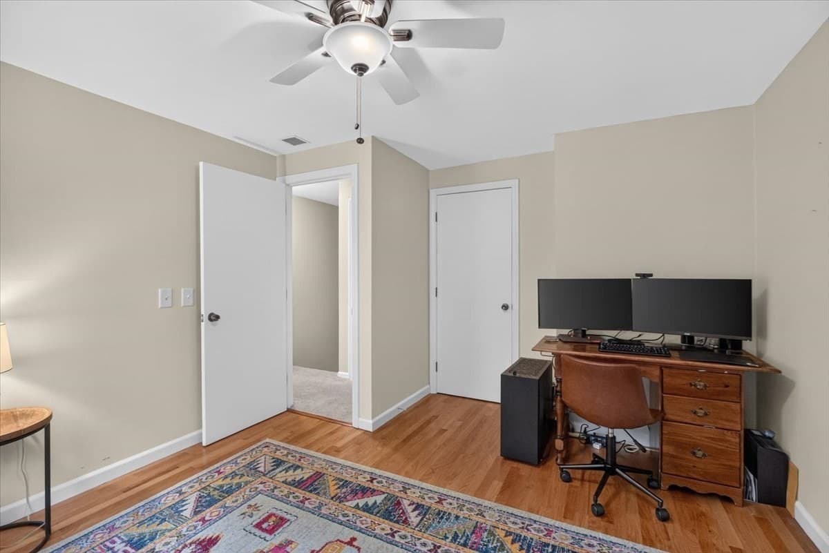 Single Family Residence at 55 Dutchess St, Springfield MA 01129, photo 14 of 41