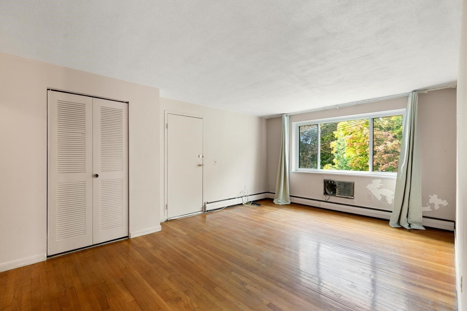 Condominium at 197 Kent St # 42, Brookline MA 02446, photo 4 of 31