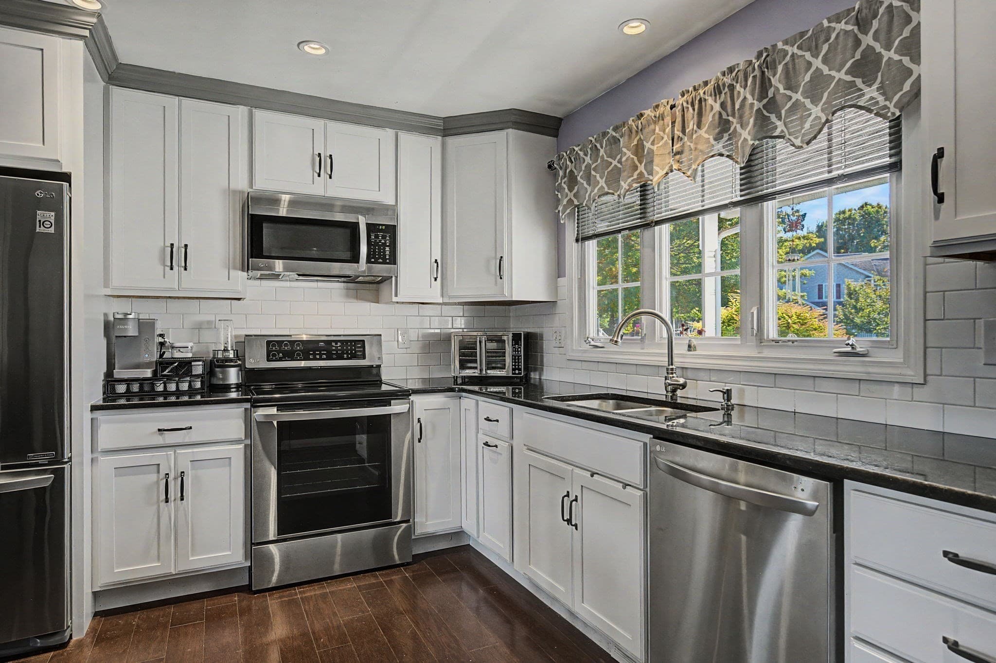 Condominium at 211 East St # 11, Easthampton MA 01027, photo 5 of 32