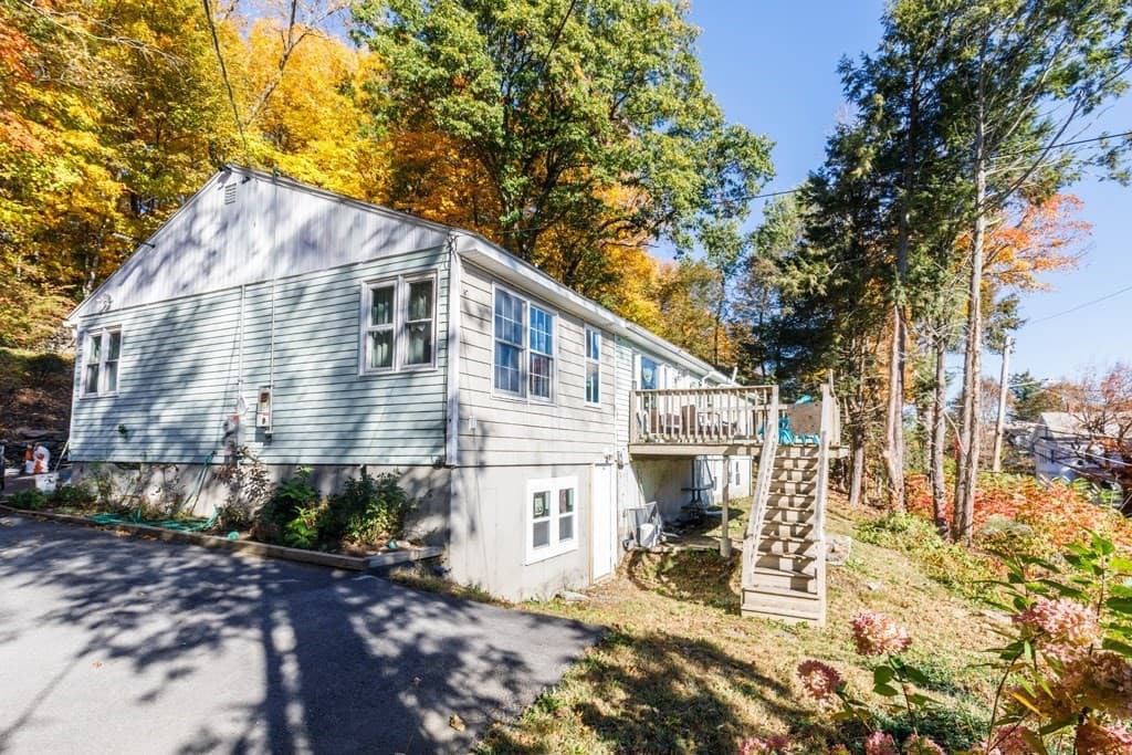 360 Blossom Street, Fitchburg MA 01420