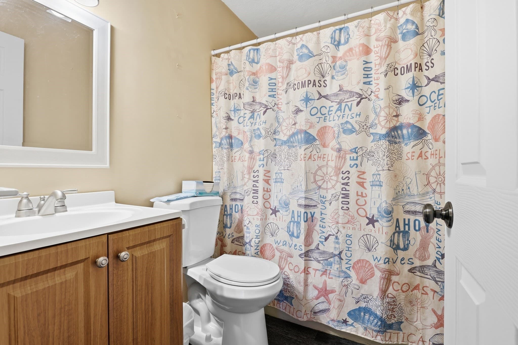 Condominium at 10 Village Ln # 15, Tyngsborough MA 01879, photo 18 of 33