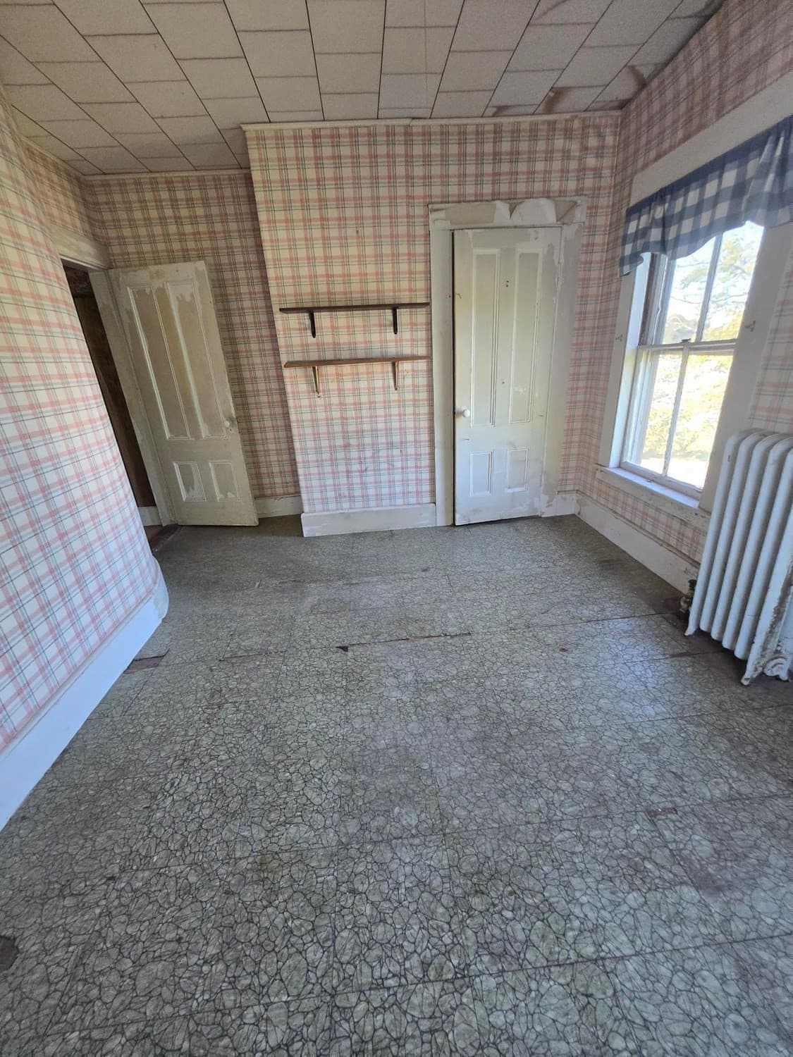 Condex at 23 Merrimack St # 1, North Andover MA 01845, photo 16 of 23