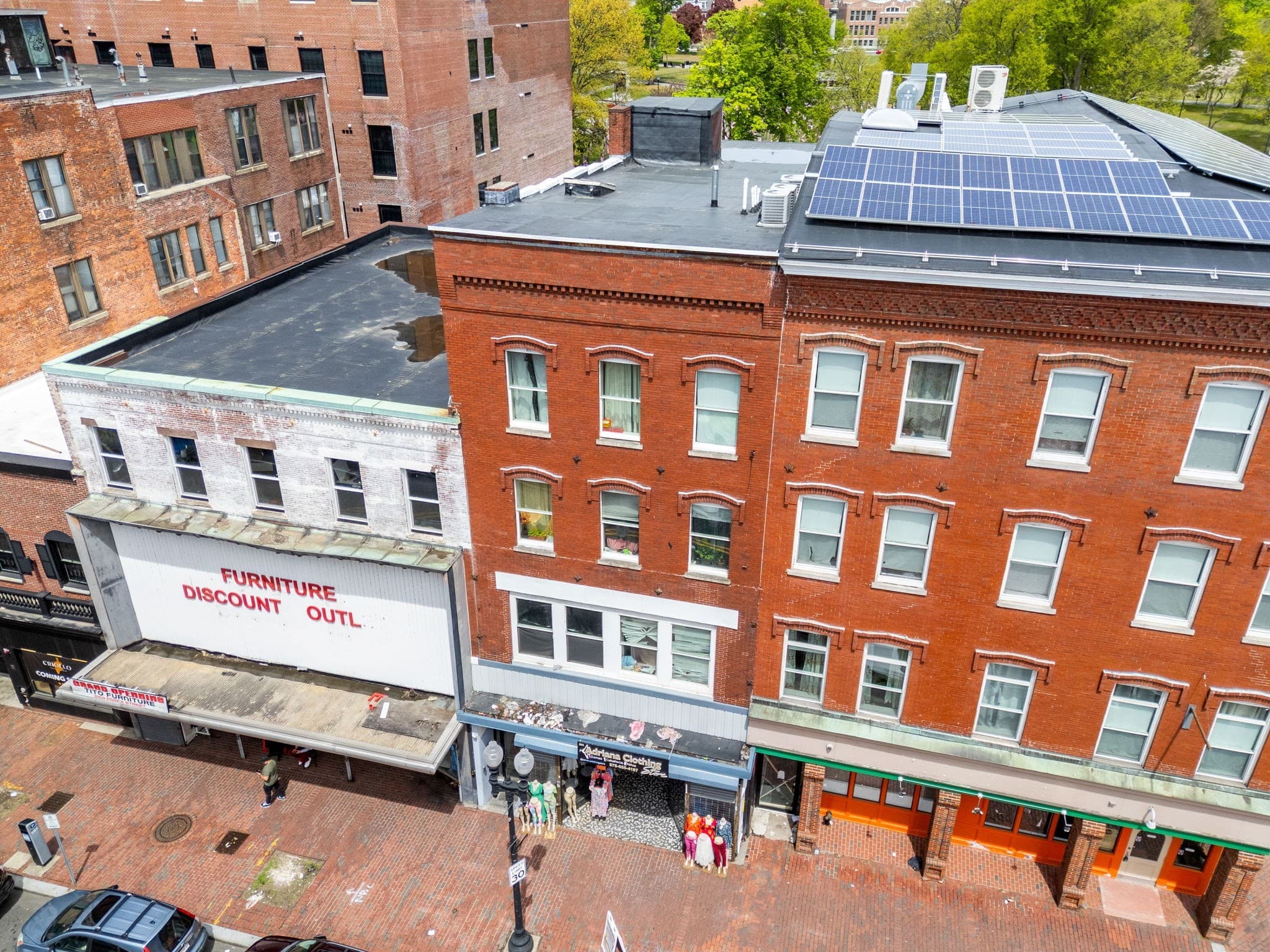 5-9 Family at 265 Essex Street, Lawrence MA 01840, photo 4 of 11