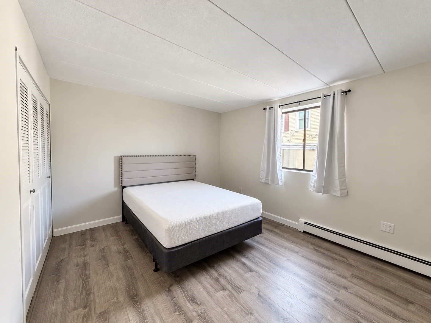 Condominium at 589 Broadway # 4, Revere MA 02151, photo 8 of 9