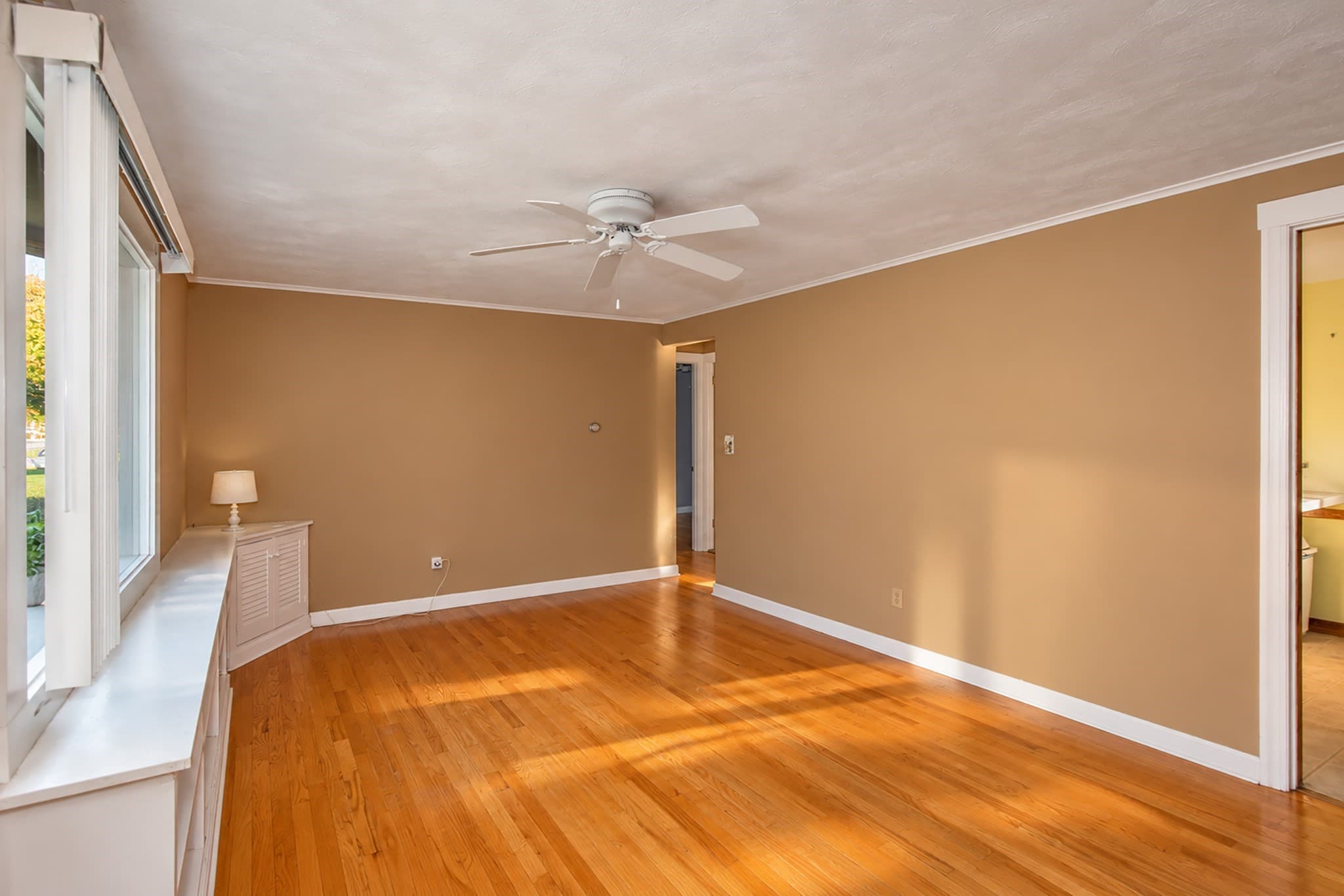 Single Family Residence at 31 Rita Street, Springfield MA 01118, photo 7 of 35