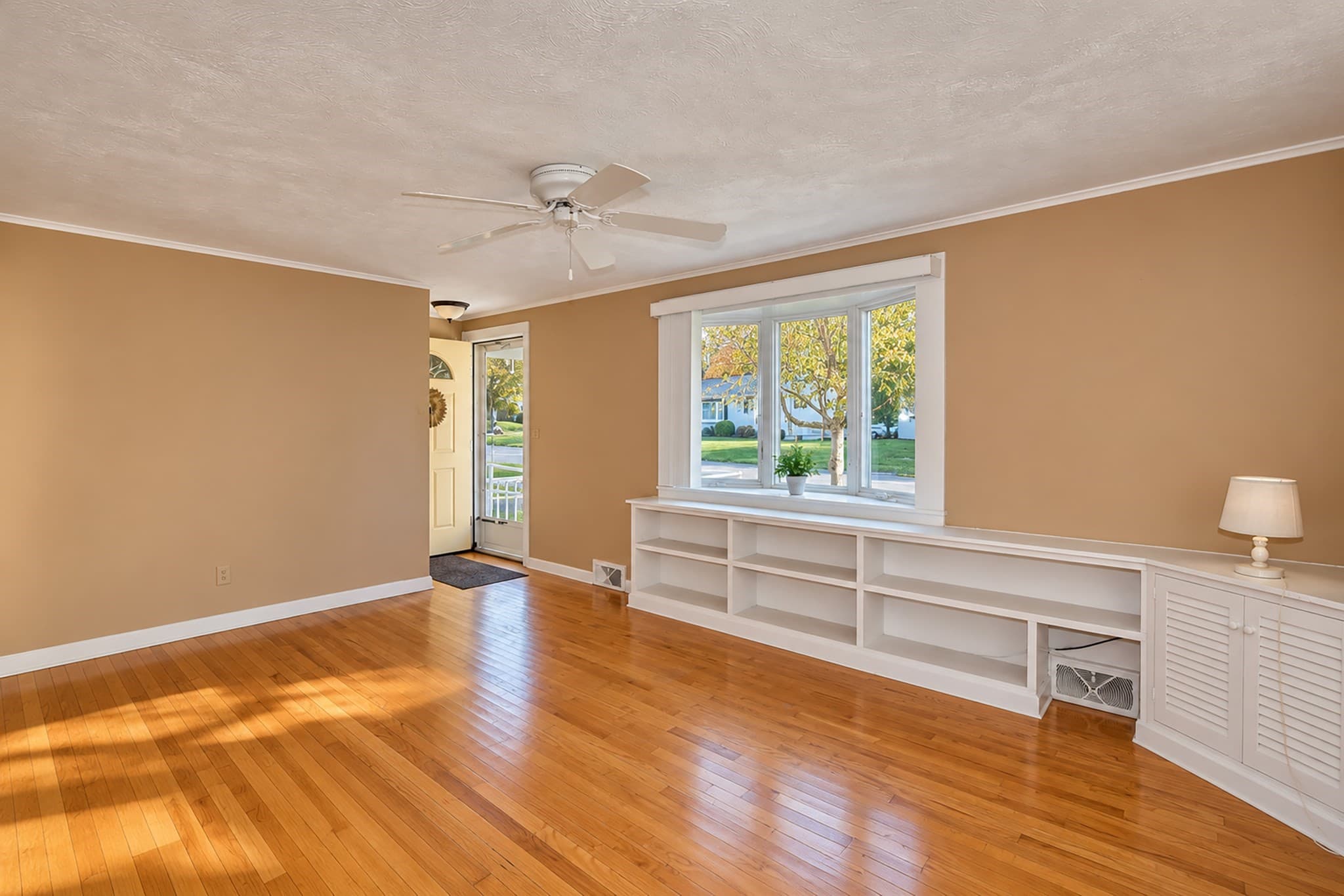 Single Family Residence at 31 Rita Street, Springfield MA 01118, photo 5 of 35