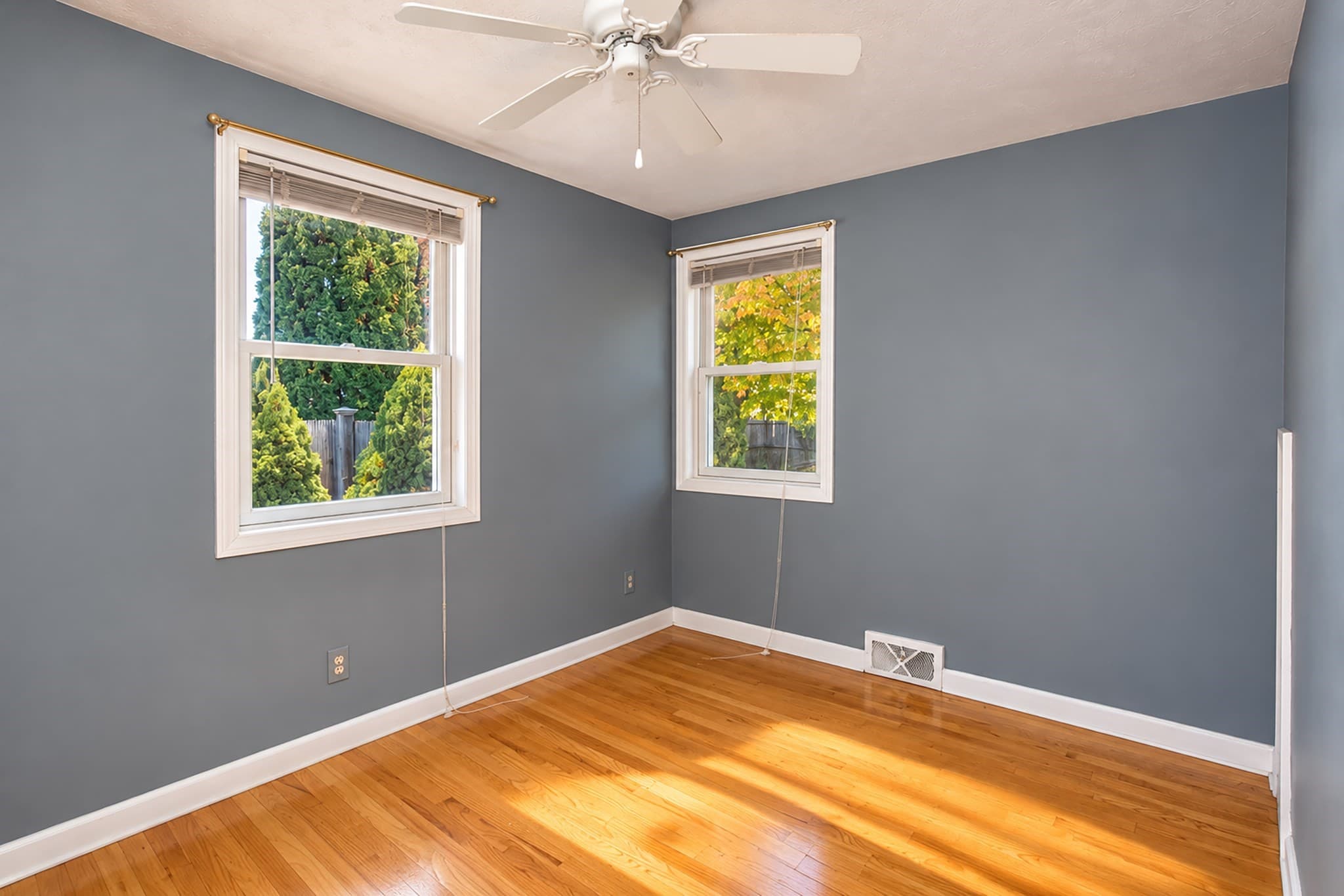 Single Family Residence at 31 Rita Street, Springfield MA 01118, photo 11 of 35