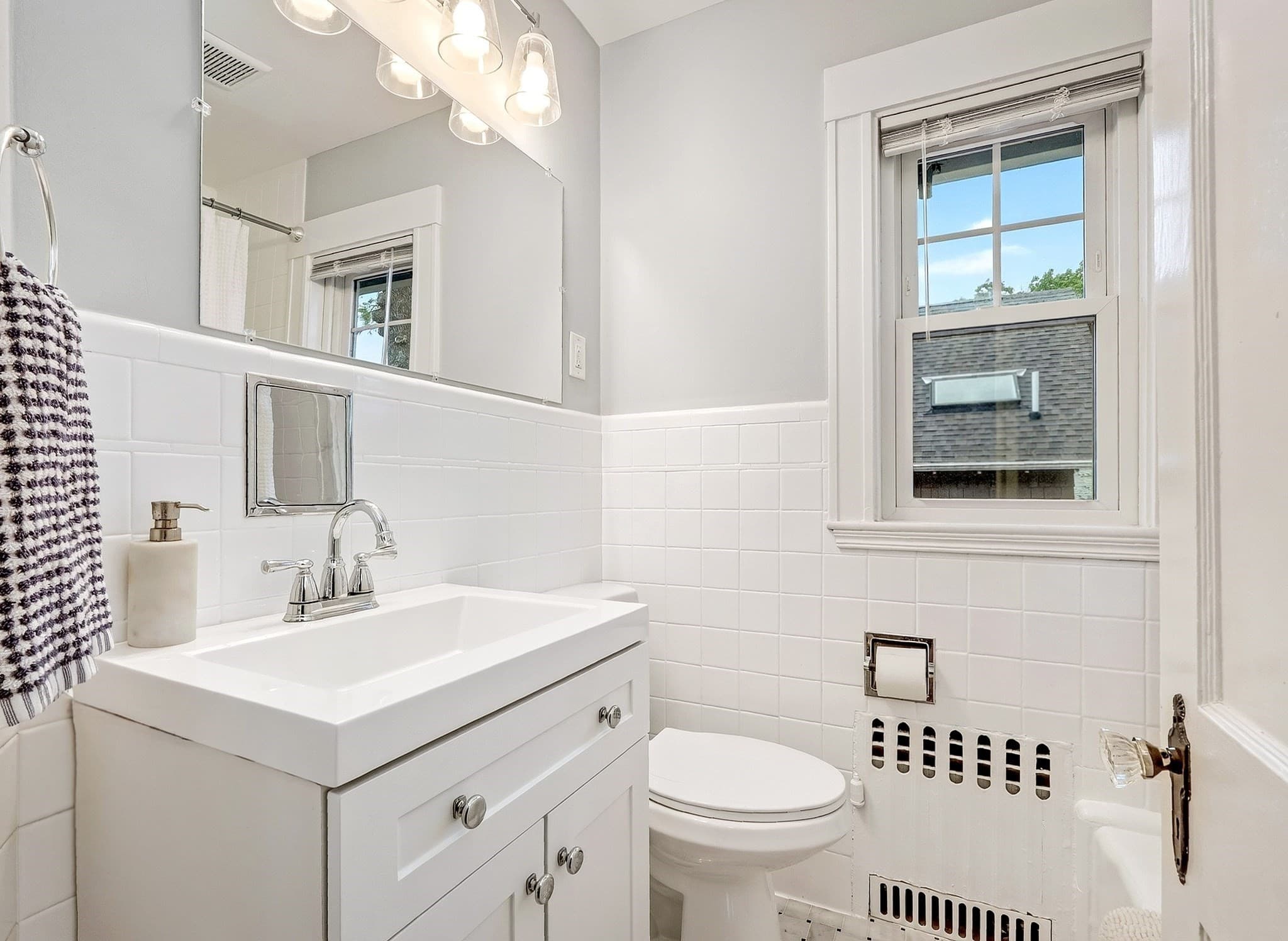Single Family Residence at 1 Lilly Street, Malden MA 02148, photo 20 of 25