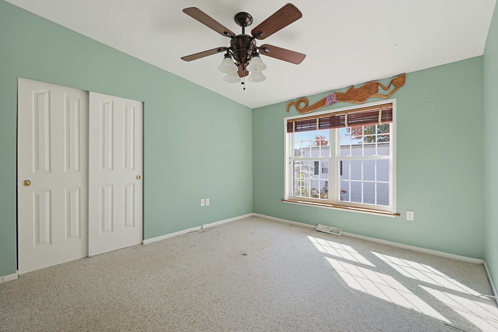 Mobile Home at 16 Robert Rd, Plainville MA 02762, photo 16 of 40