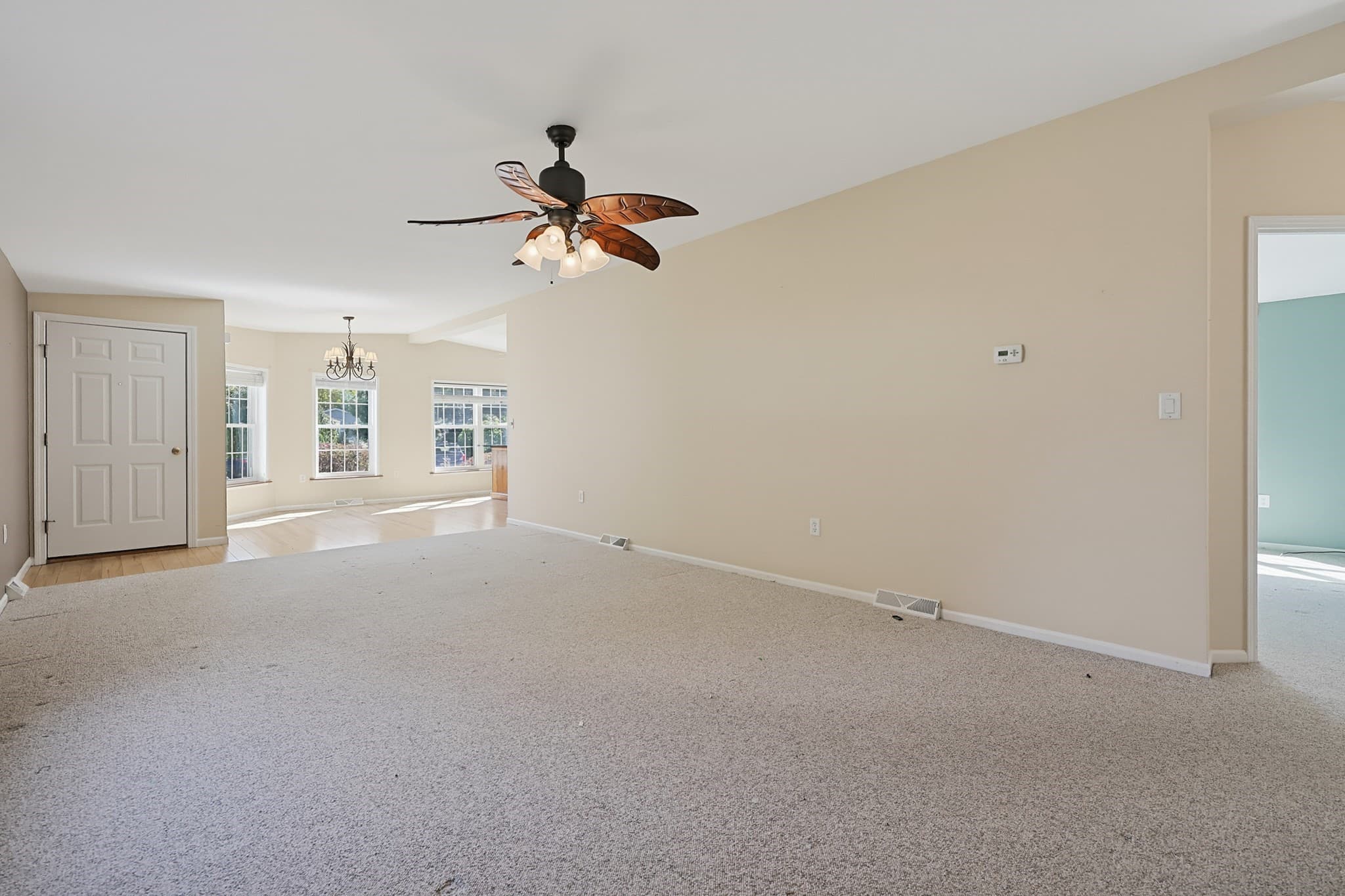 Mobile Home at 16 Robert Rd, Plainville MA 02762, photo 20 of 40
