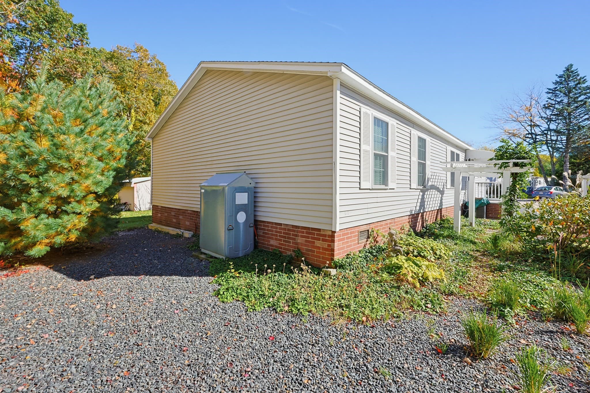 Mobile Home at 16 Robert Rd, Plainville MA 02762, photo 38 of 40