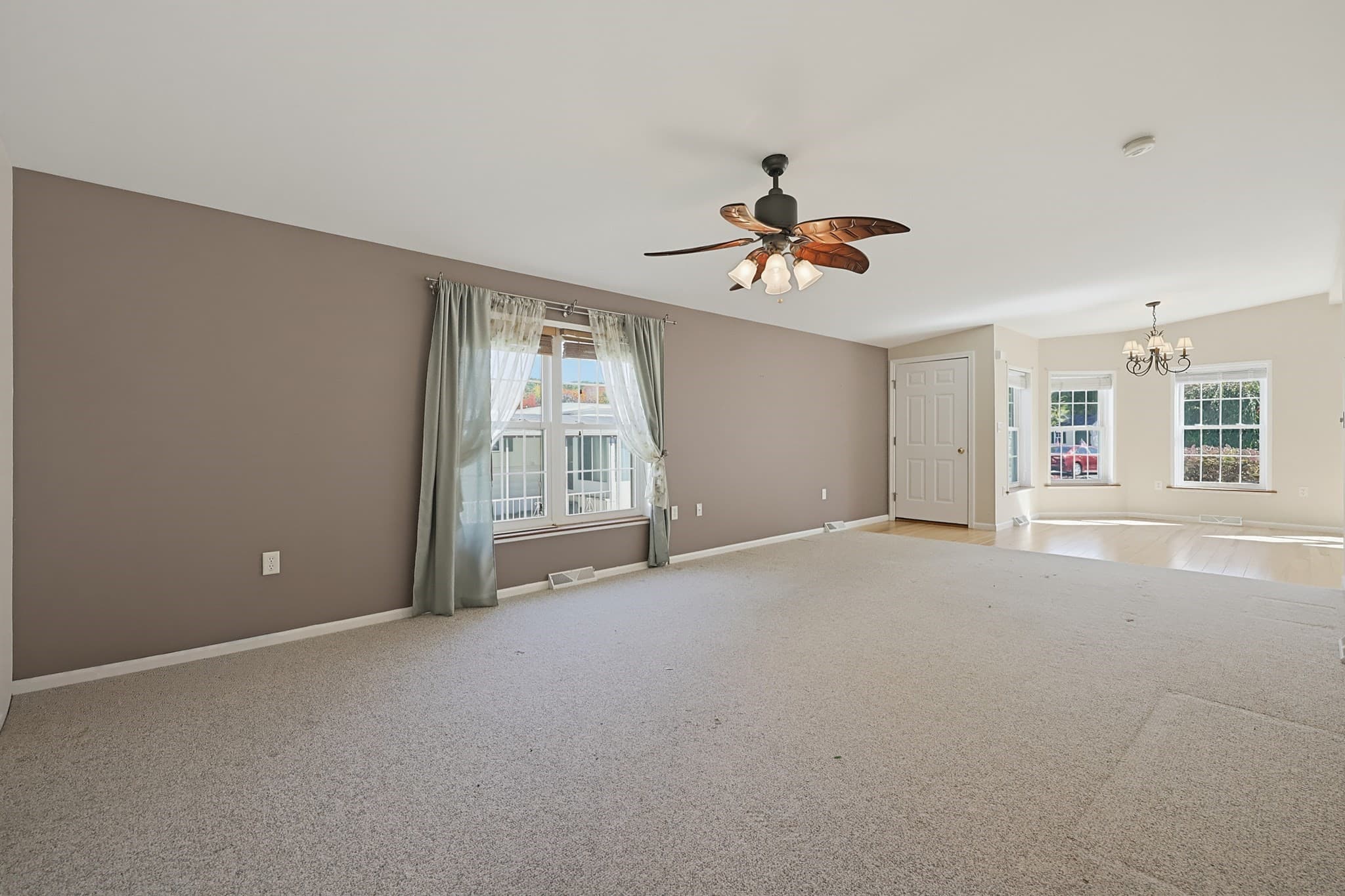Mobile Home at 16 Robert Rd, Plainville MA 02762, photo 19 of 40
