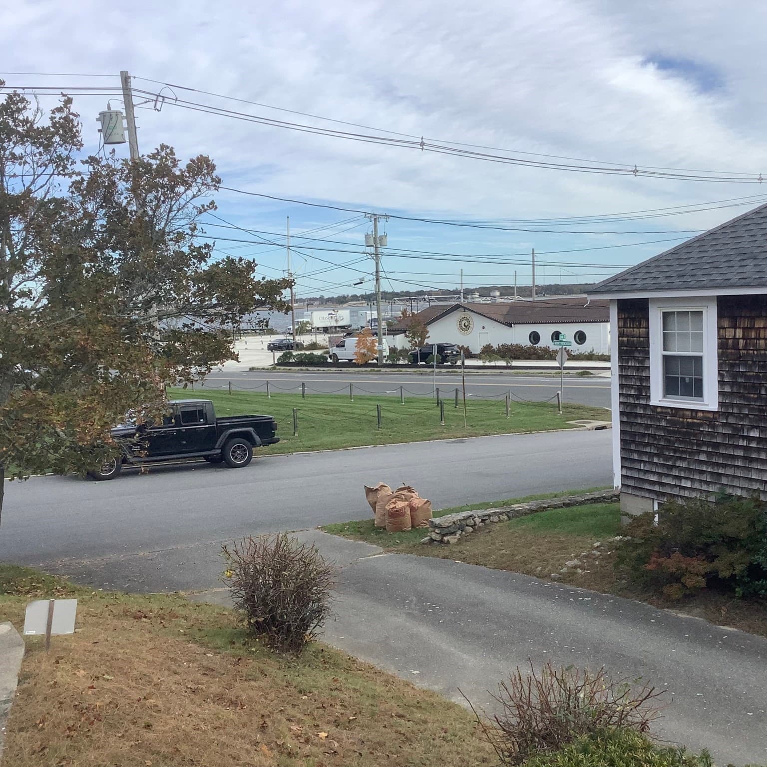 Single Family Residence at 10 Clara St, New Bedford MA 02744, photo 17 of 22