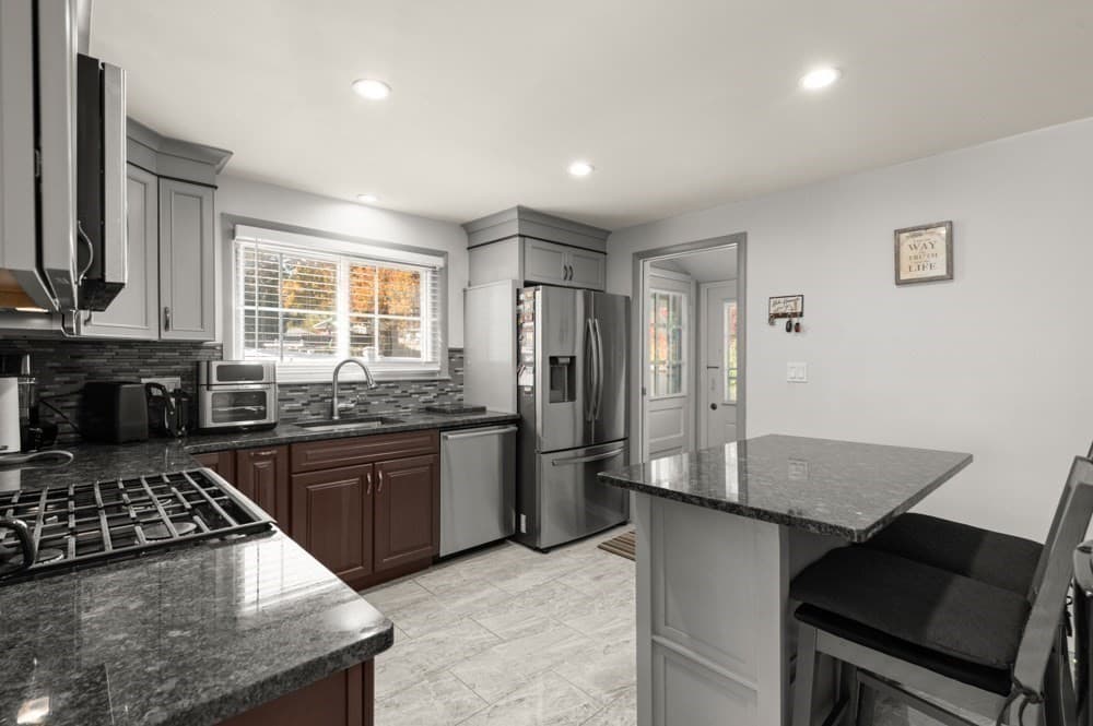 Single Family Residence at 62 Michael Rd, Dracut MA 01826, photo 7 of 42