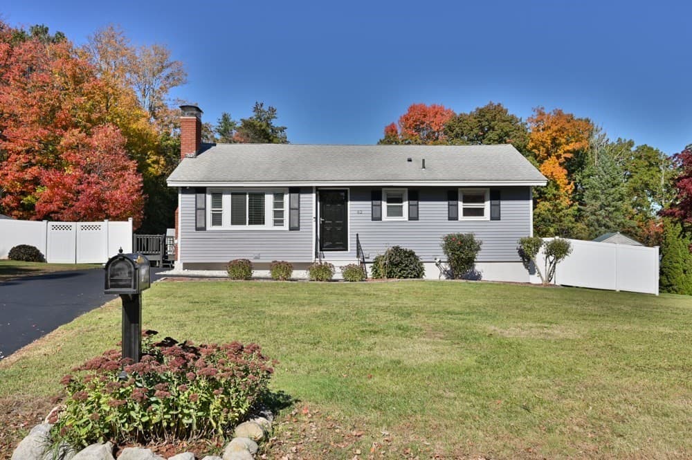 62 Michael Rd, Dracut MA 01826