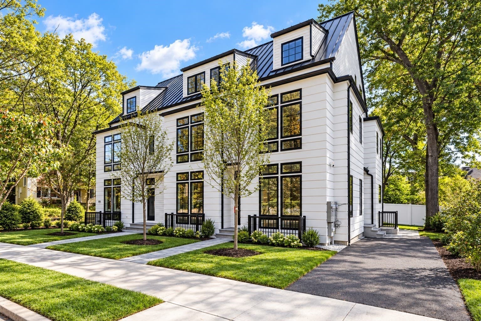 6 Floral St # 6, Newton MA 02461