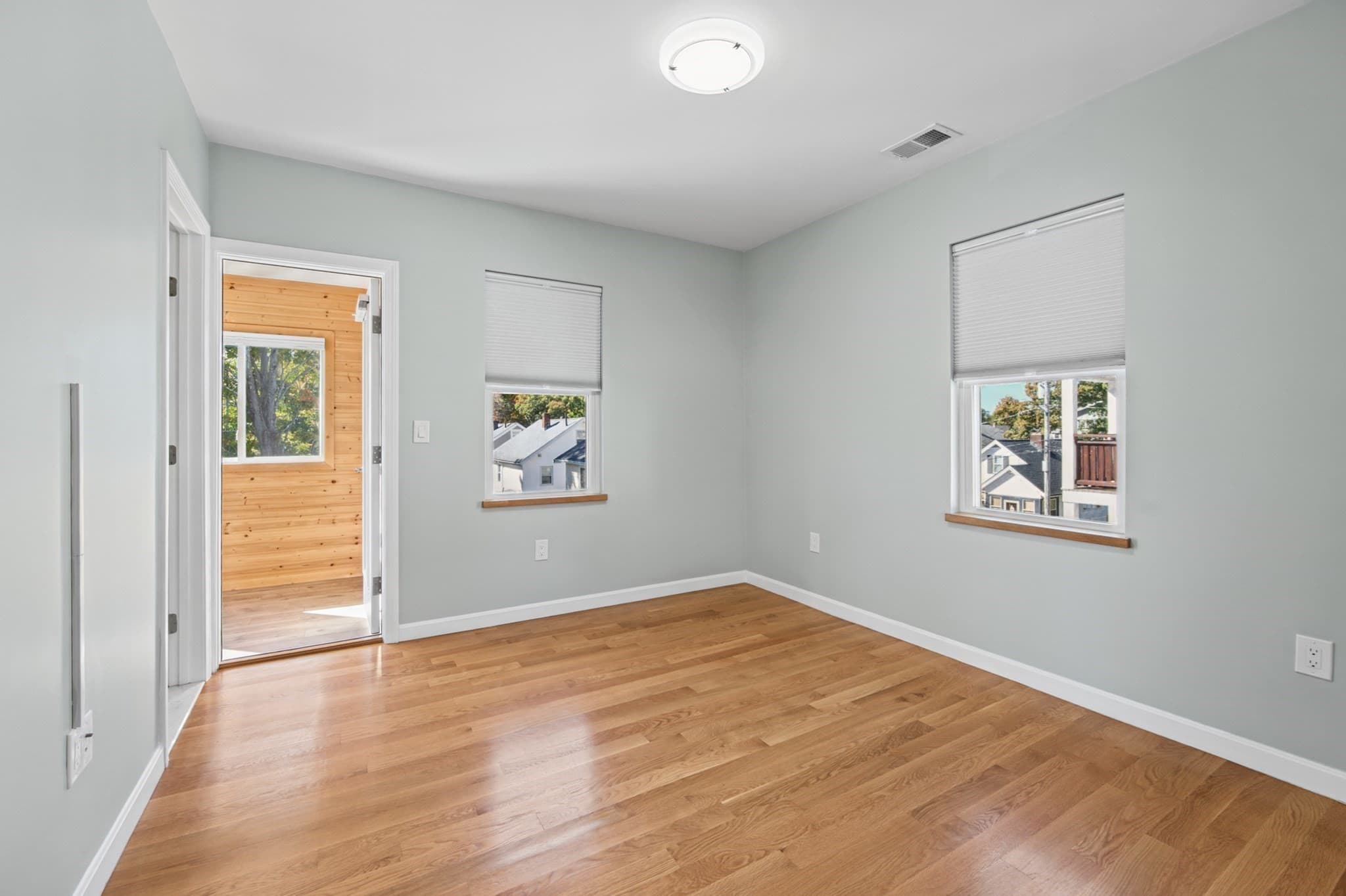 Condominium at 576 Lagrange St # 576, Boston MA 02132, photo 15 of 29