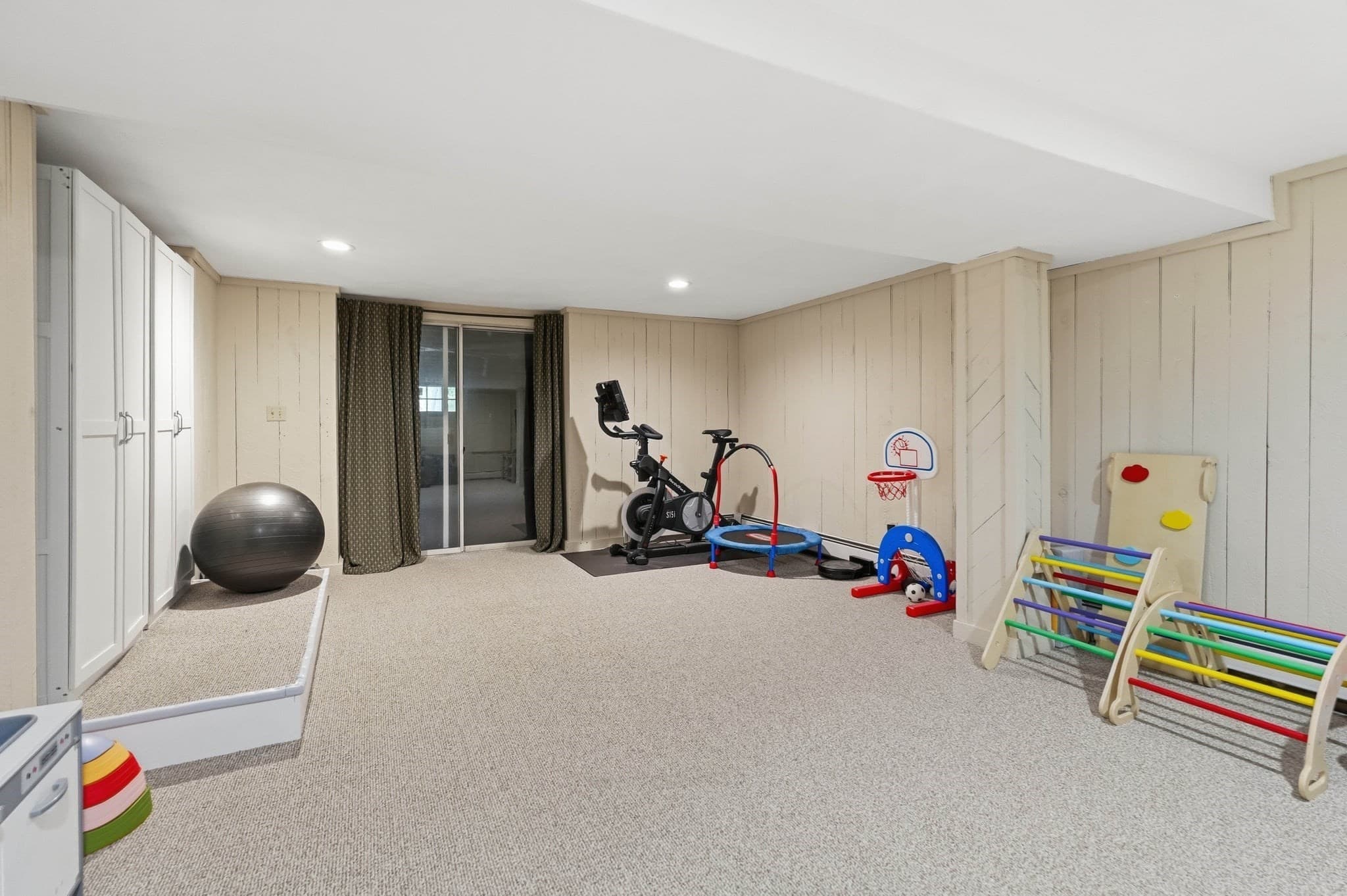 Single Family Residence at 9 Cobblers Lane, Beverly MA 01915, photo 34 of 37