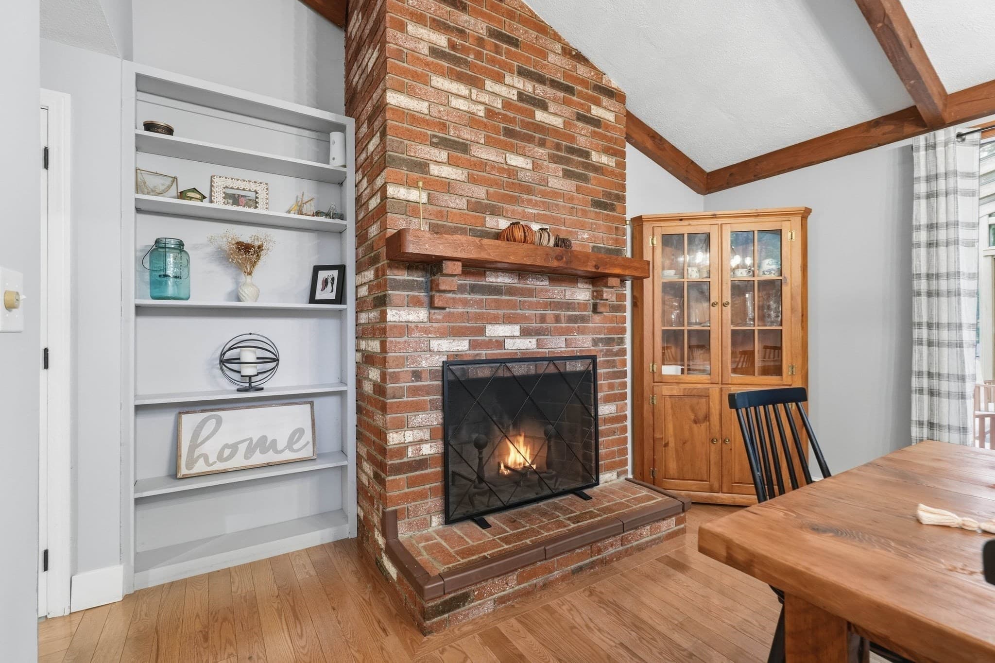 Single Family Residence at 9 Cobblers Lane, Beverly MA 01915, photo 10 of 37