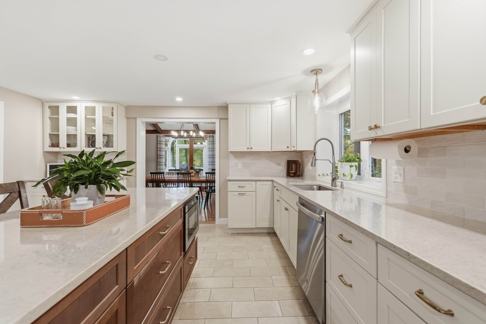 Single Family Residence at 9 Cobblers Lane, Beverly MA 01915, photo 4 of 37