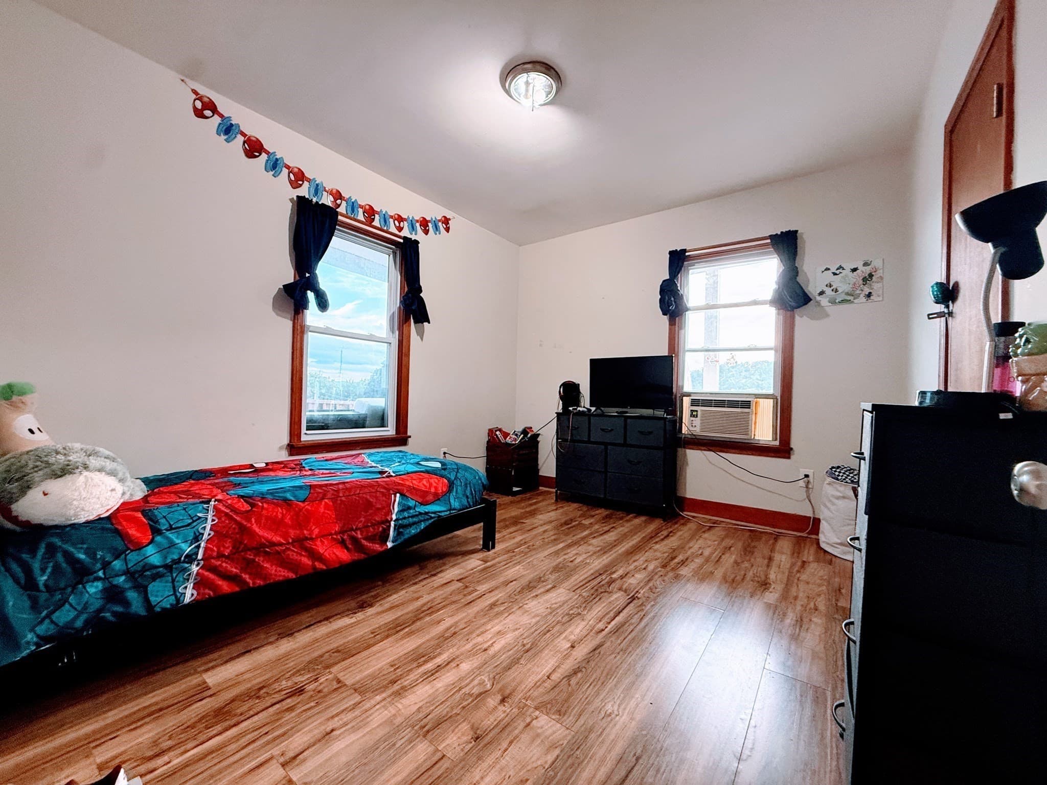 3 Family at 238 Pleasant St, Southbridge MA 01550, photo 10 of 12